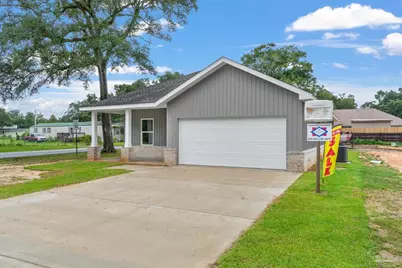 2712 Copter Rd, Pensacola, FL 32514 - Photo 2