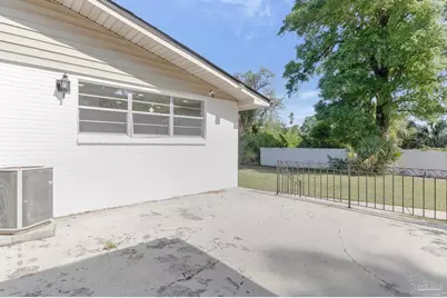 1301 W Lee St, Pensacola, FL 32501 - Photo 64