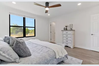 1301 W Lee St, Pensacola, FL 32501 - Photo 26