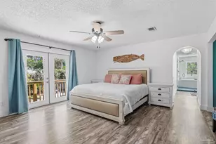 1555 Oak Shore Dr, Gulf Breeze, FL 32563 - Photo 16