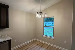 4490 Oak Ln, Milton, FL 32570 - Photo 4