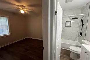 45 W Carver Dr, Pensacola, FL 32507 - Photo 18