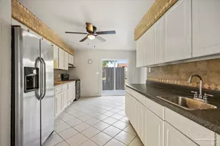 4733 Huron Dr, Pensacola, FL 32507 - Photo 20