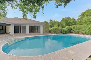 2221 Oxford Dr, Pensacola, FL 32503 - Photo 32