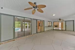 2221 Oxford Dr, Pensacola, FL 32503 - Photo 22