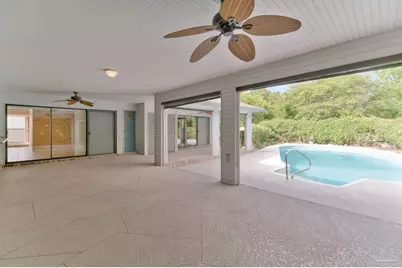 2221 Oxford Dr, Pensacola, FL 32503 - Photo 30