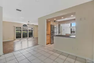 2221 Oxford Dr, Pensacola, FL 32503 - Photo 54