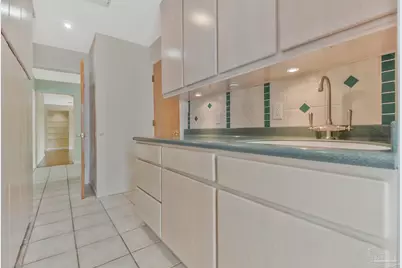 2221 Oxford Dr, Pensacola, FL 32503 - Photo 38