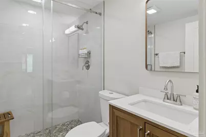 605 Edgewater Dr, Pensacola, FL 32507 - Photo 24