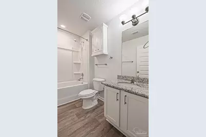 5590 Guinevere Ln, Milton, FL 32583 - Photo 10