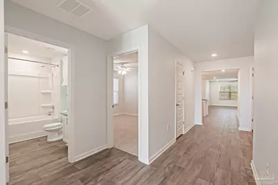 5590 Guinevere Ln, Milton, FL 32583 - Photo 14