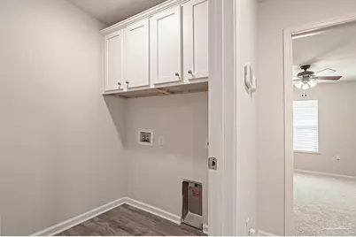 5590 Guinevere Ln, Milton, FL 32583 - Photo 16