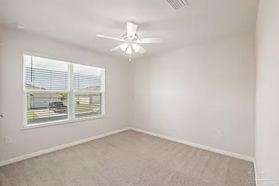 5590 Guinevere Ln, Milton, FL 32583 - Photo 6