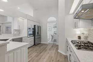 2030 Juno Cir, Pensacola, FL 32526 - Photo 16