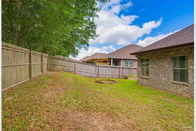 445 Pemberton Ln, Cantonment, FL 32533 - Photo 32