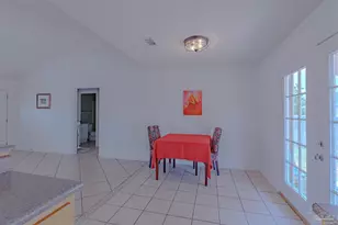 4342 Lorraine Ct, Gulf Breeze, FL 32563 - Photo 8