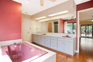 2251 Oxford Dr, Pensacola, FL 32503 - Photo 36