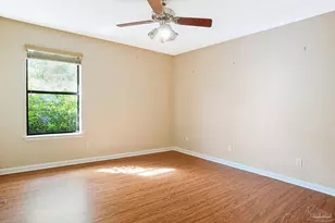 2251 Oxford Dr, Pensacola, FL 32503 - Photo 10
