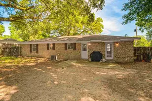 5517 Woodcrest Dr, Milton, FL 32583 - Photo 44