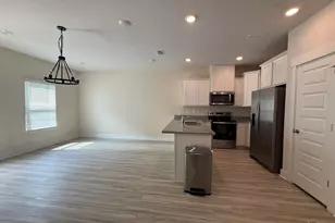 9469 Nature Crk Ln, Pensacola, FL 32526 - Photo 6