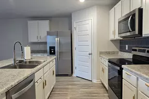 4384 White Cedar Ct, Pace, FL 32571 - Photo 4