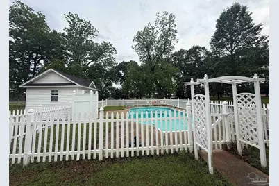5168 Beck Ave, Jay, FL 32565 - Photo 2