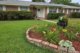 4201 Cherry Laurel Dr, Pensacola, FL 32504 - Photo 2