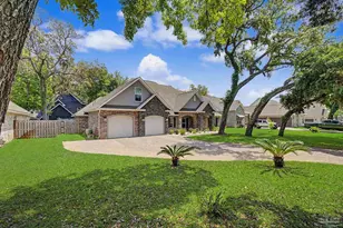 1430 E Shores Blvd, Gulf Breeze, FL 32563 - Photo 2