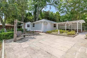 1715 E Strong St, Pensacola, FL 32501 - Photo 36