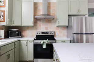 921 N Davis Hwy, Pensacola, FL 32501 - Photo 12