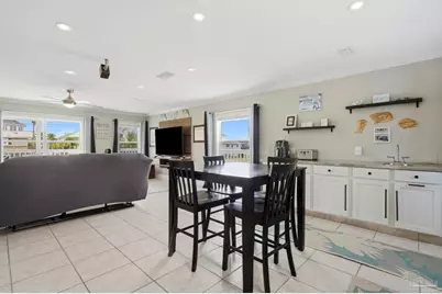 1407 Maldonado Dr, Pensacola Beach, FL 32561 - Photo 12