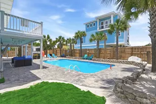 1407 Maldonado Dr, Pensacola Beach, FL 32561 - Photo 32