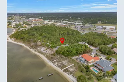 1817 Navarre Sound Cir, Navarre, FL 32566 - Photo 18