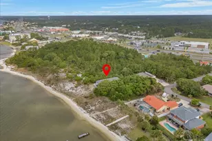 1817 Navarre Sound Cir, Navarre, FL 32566 - Photo 18