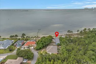 1817 Navarre Sound Cir, Navarre, FL 32566 - Photo 16