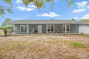 1817 Navarre Sound Cir, Navarre, FL 32566 - Photo 2