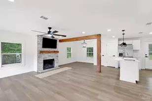 2344 Frazier St, Pensacola, FL 32514 - Photo 8