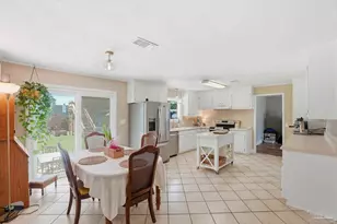 4653 Dean Dr, Pace, FL 32571 - Photo 16