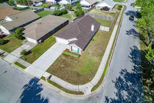 3742 Boardwalk Ct, Gulf Breeze, FL 32563 - Photo 6
