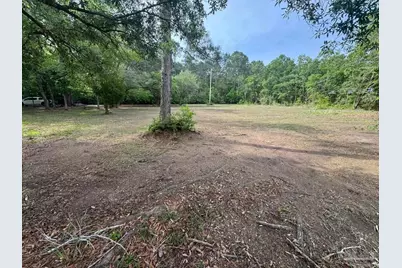 5816 Shady Bayou Ln, Milton, FL 32583 - Photo 2