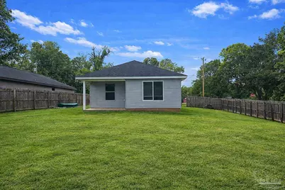3704 Diamond St, Pace, FL 32571 - Photo 2