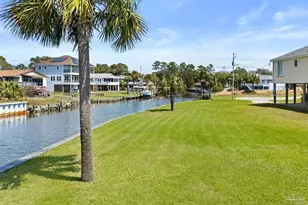 1002 Magnolia Ln, Gulf Breeze, FL 32563 - Photo 48