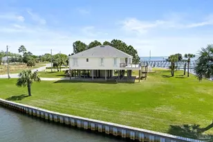 1002 Magnolia Ln, Gulf Breeze, FL 32563 - Photo 50