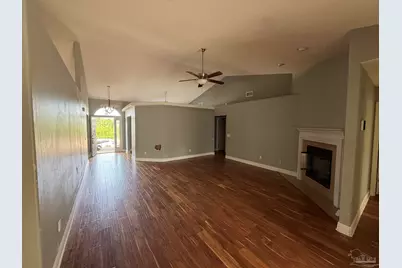 5589 Colinas Verde Dr, Milton, FL 32570 - Photo 6