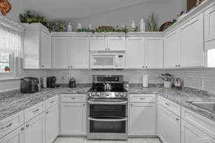 7143 Clearwood Rd, Pensacola, FL 32526 - Photo 8