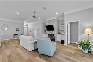 4062 Oak Pointe Dr, Gulf Breeze, FL 32563 - Photo 10