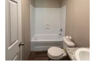 11226 N Lakeview Dr, Milton, FL 32583 - Photo 32
