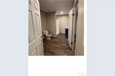 11226 N Lakeview Dr, Milton, FL 32583 - Photo 22