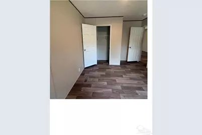 11226 N Lakeview Dr, Milton, FL 32583 - Photo 30