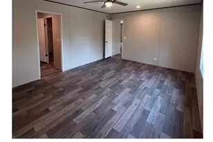11226 N Lakeview Dr, Milton, FL 32583 - Photo 18